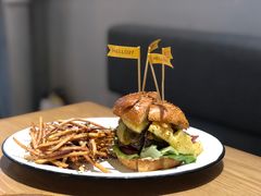 -HELLO 27 意面·沙拉·帕尼尼