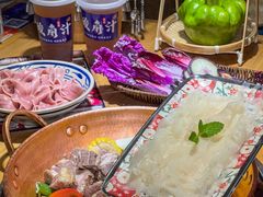 -洱火云南酸菜牛肉火锅(石景山当代商城店)