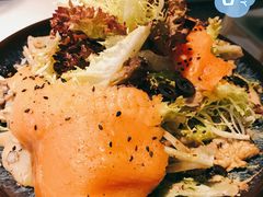 烟熏三文鱼杂菌沙拉-BE BRIGHT KITCHEN(正佳广场店)