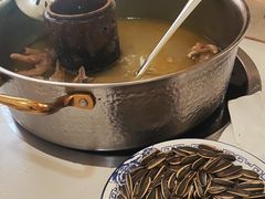 -朴小妹人参鸡汤火锅(长白山万达店)