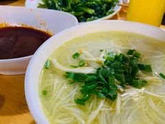 鸡汤银丝面-二孃鸡爪爪(双楠店)