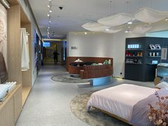 -上海虹桥中心爱琴海亚朵S酒店