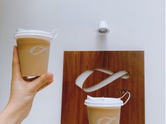 -Line 咖啡(石厦花园店)