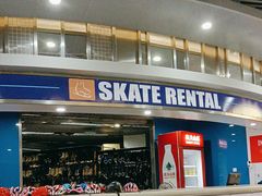 -冠军冰场CHAMPION RINK(环球银泰城店)