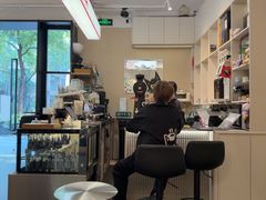 -Dogi&kiki Coffee(中心商务大厦店)