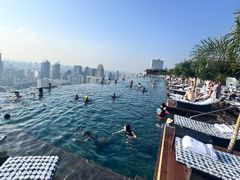 -滨海湾金沙购物商场