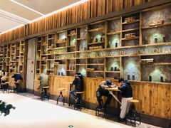大堂-星巴克臻选(湖滨道店)