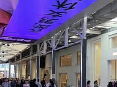 -广州白马服装市场