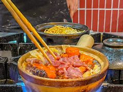 -有红鸡毛店·砂锅菜(抚琴夜市店)