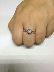 -威德钻石-克拉钻大本营(南京东路店)