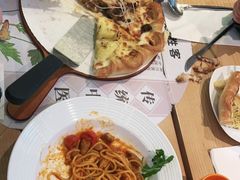-必胜客(WOW昙华林店)