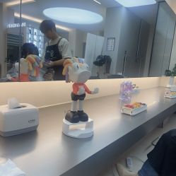 -优尚·烫·染·店