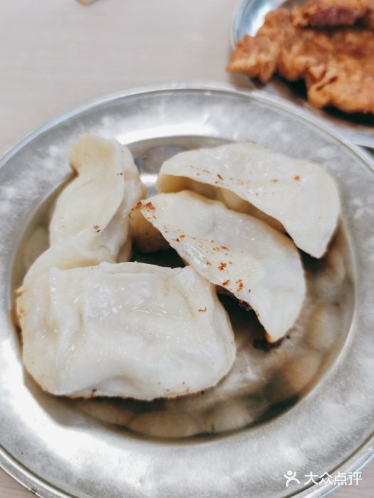 章氏(车站北路店)鲜肉锅贴图片
