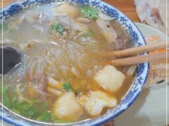 -叶新小吃店(来凤小区总店)