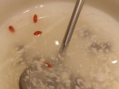 -沪华海鲜大酒楼(南汇店)