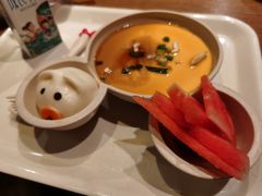 -云海肴·汽锅鸡·云南菜(天山百盛优客店)