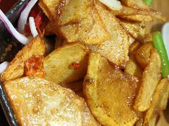 铁板土豆片-老胖串店(山大路店)