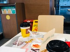 -麦当劳(轻轨曹杨路店)