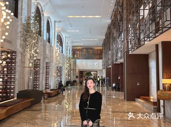 高颜值酒店控 五一来阿纳迪酒店自助餐厅