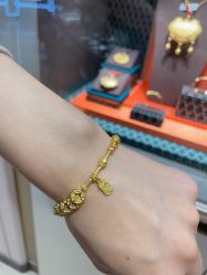 -周生生Chow Sang Sang(先天下店)