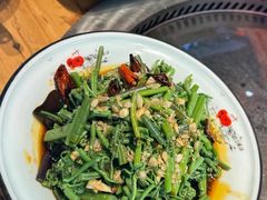 -山河屯铁锅炖·非遗东北菜(南山店)