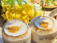 -三个椰子·现砍椰子鸡(金源CBD店)