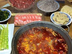 -旧街市鲜货老火锅(大光路店)