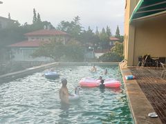 -芭东小镇温泉