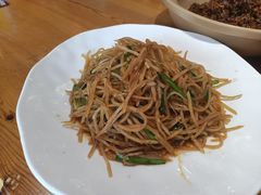 -肘子酥·天津菜·特色捞面(德云社店)