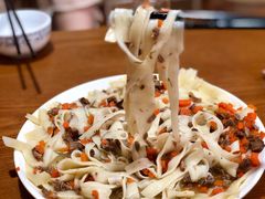 -怡妮新疆风味餐厅(东江湾路店)