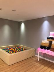 -纤姿俪纳产后恢复连锁机构(世纪东方广场店)