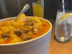 -临界音乐酒馆·小龙虾·江湖菜(华熙LIVE·鱼洞店)