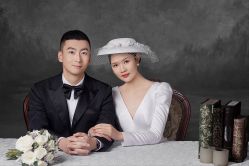 点击看大图 -挪娅婚纱摄影皇家会所