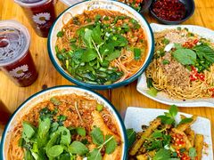 -青和小锅米线(翠湖店)