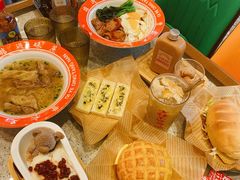 -七爷清汤腩·港式茶餐厅(世博店)