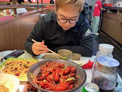 -肥肥虾庄·金牌油焖大虾(沙湖店)