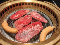 -山川小町·极番烧肉(新地假日广场店)