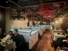 -阿瓦山寨·湘菜现炒·剁椒鱼头王(咸阳总店)