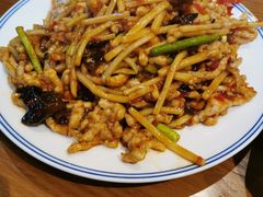 鱼香肉丝-好嫂子酱猪手•农家菜(华远坊店)
