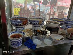 -何老二卤汁凉粉