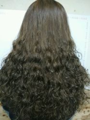 -镁连社·美联社