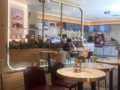 大堂-哈根达斯(国瑞店)