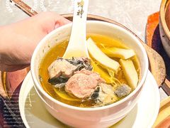 椰子炖竹丝鸡汤-啫神·广州地标美食(北京路店)