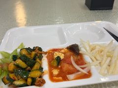 -天津波士信达奔驰4S店(卫津南路店)