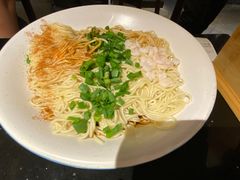 葱油三虾拌面-老头儿油爆虾·知味杭州(爱琴海购物中心)