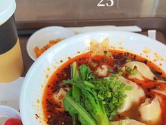 -小吃城(重庆江北国际机场店)