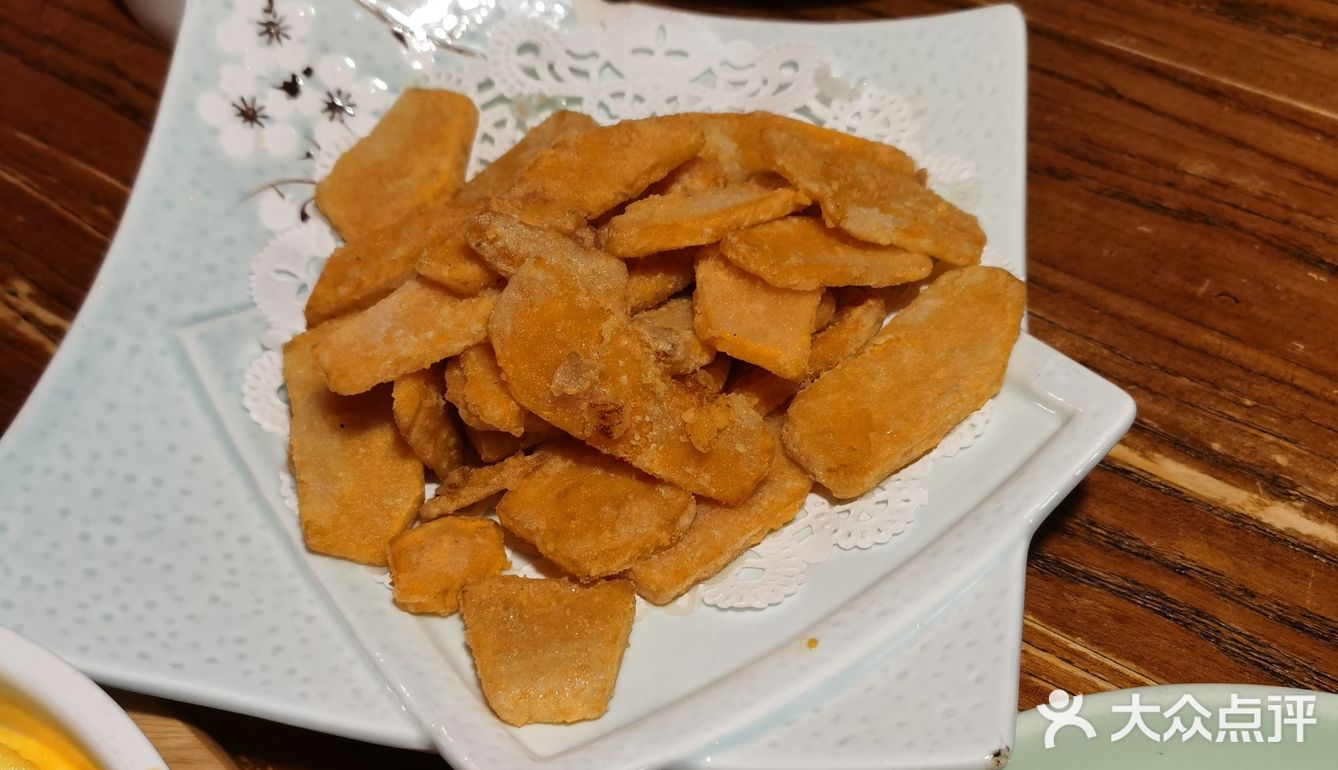 带着老人吃饭好像中式就是永远的选择 在哪里都有白鹿的