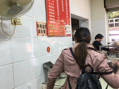 -酱壹老三饵丝(南宁南路店)