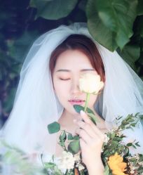 -菲林婚纱摄影工作室