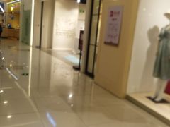 -新田360广场(上海华侨城店)